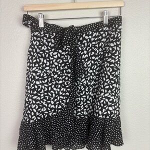 Banana Republic Black and White A-Line Skirt